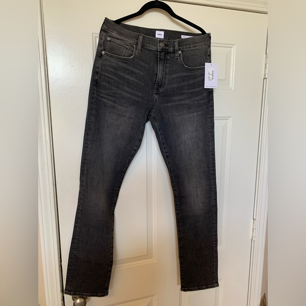 EDWIN Maddox Coal Straight Slim Jeans NWT 🌴